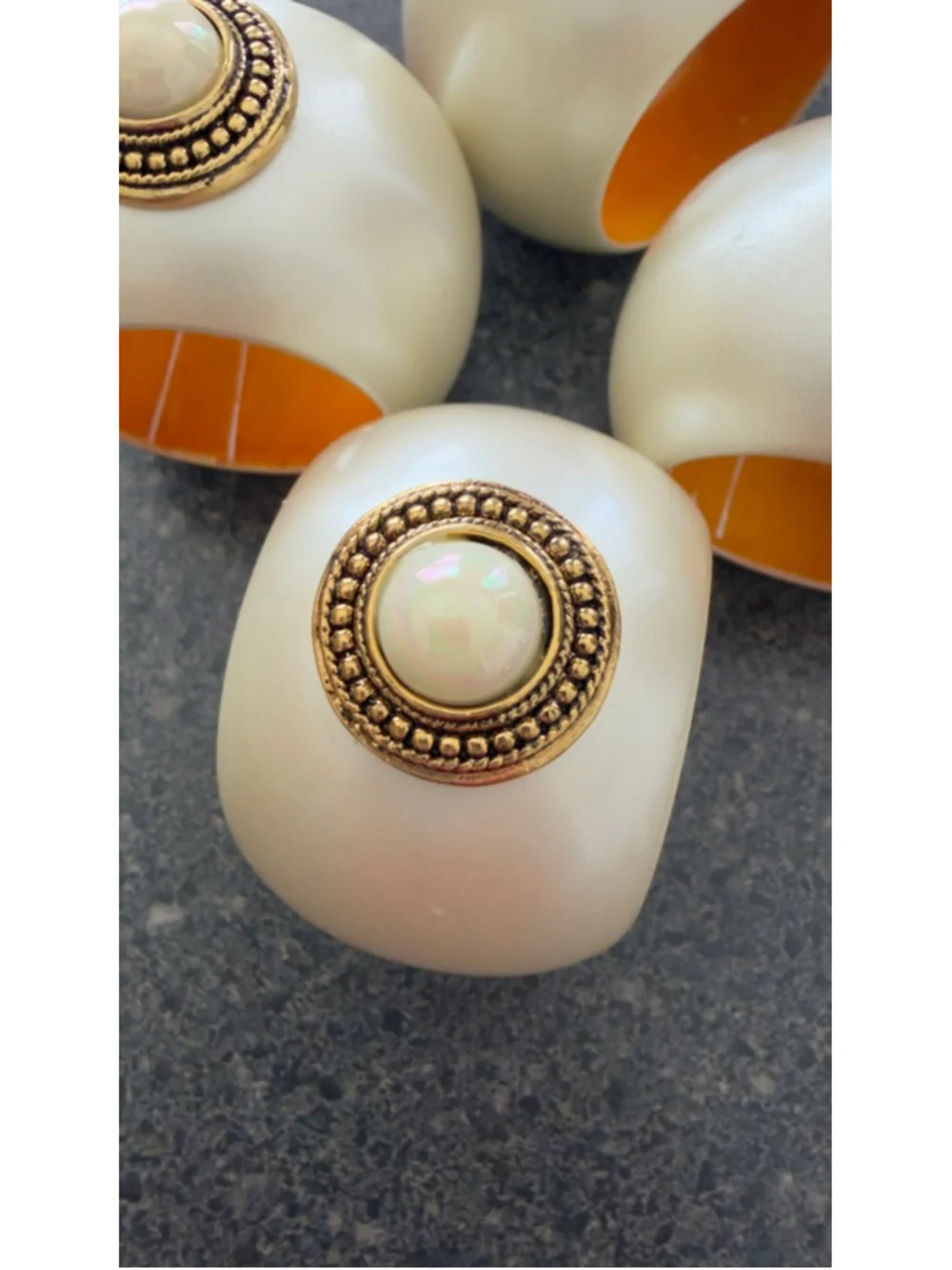 Set of 4 Vintage Pearlecent Nap Napkin Rings | Pearl & Gold Detail